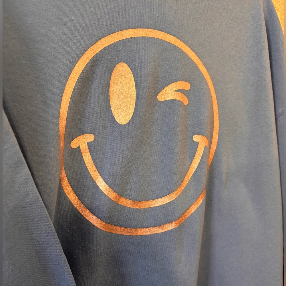 Smiley Blue Sweatshirt - Picture 3 of 3